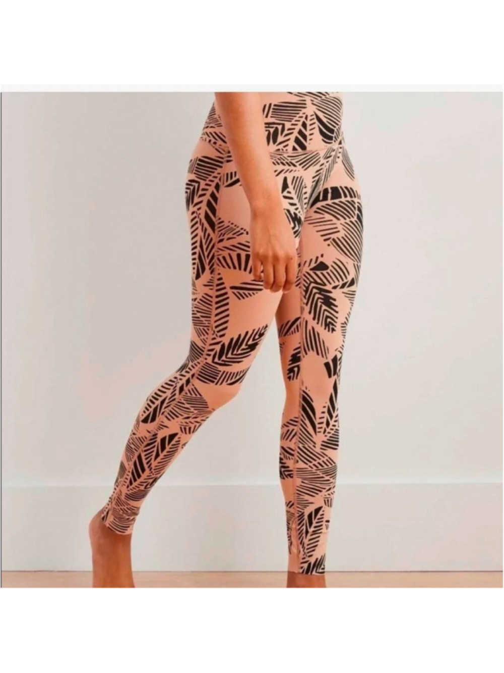 Aerie Women’s Chill Play Move Workout Leggings Size S – Tropical Activewear